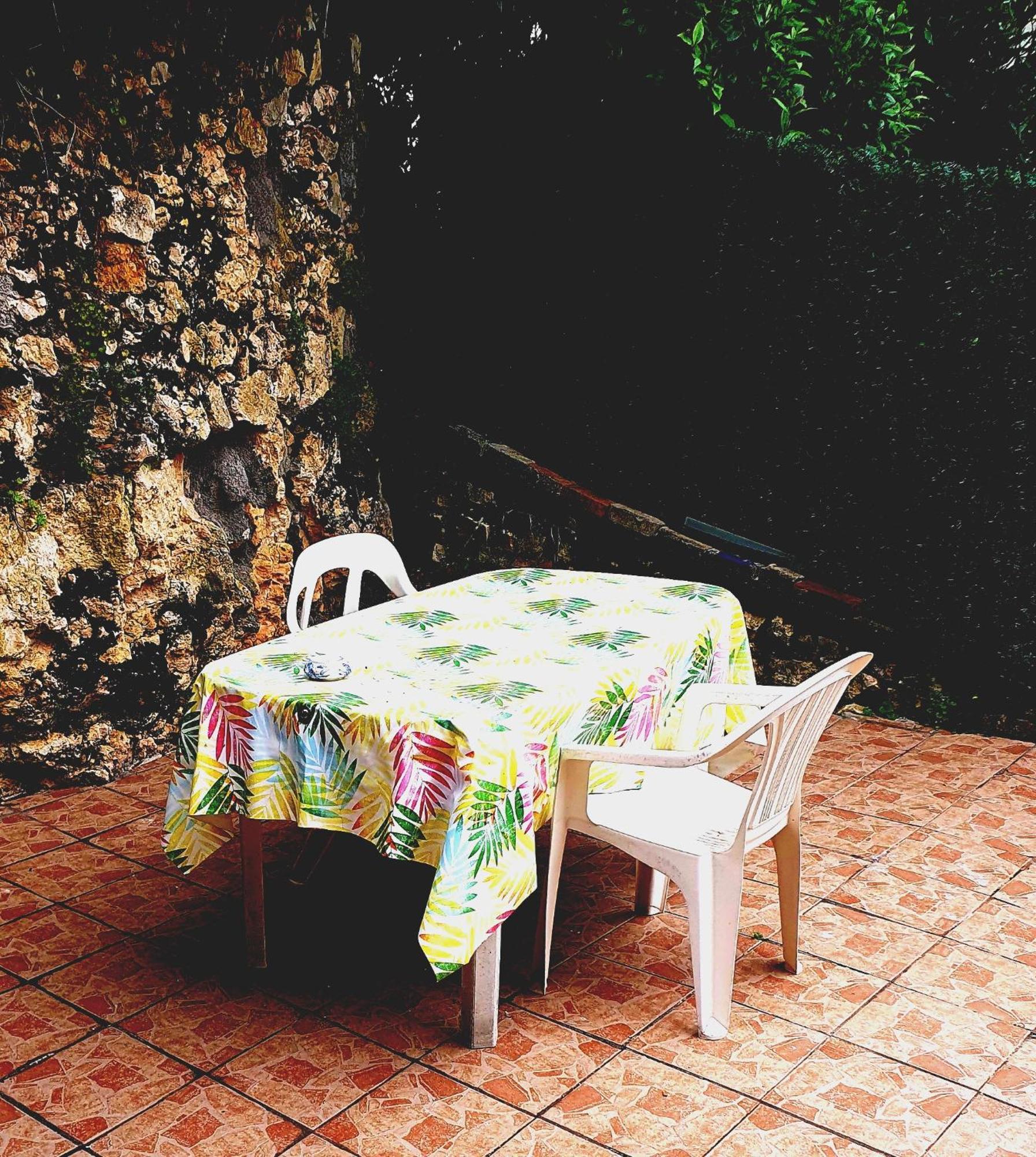 Bed And Breakfast Les Roses Multicolores Du 47 Fumel Exterior photo